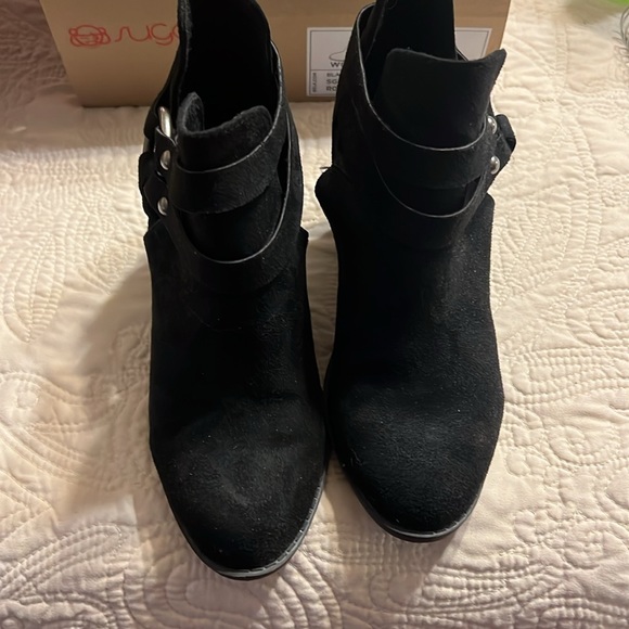 Sugar - Picture 3 of 5